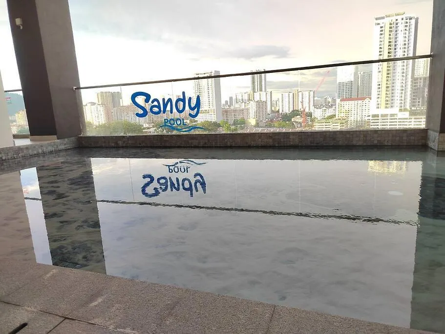 Seaview Infinity Pool , 40Th , 9Pax, 3Rooms 2Carpark Jelutong 0*,