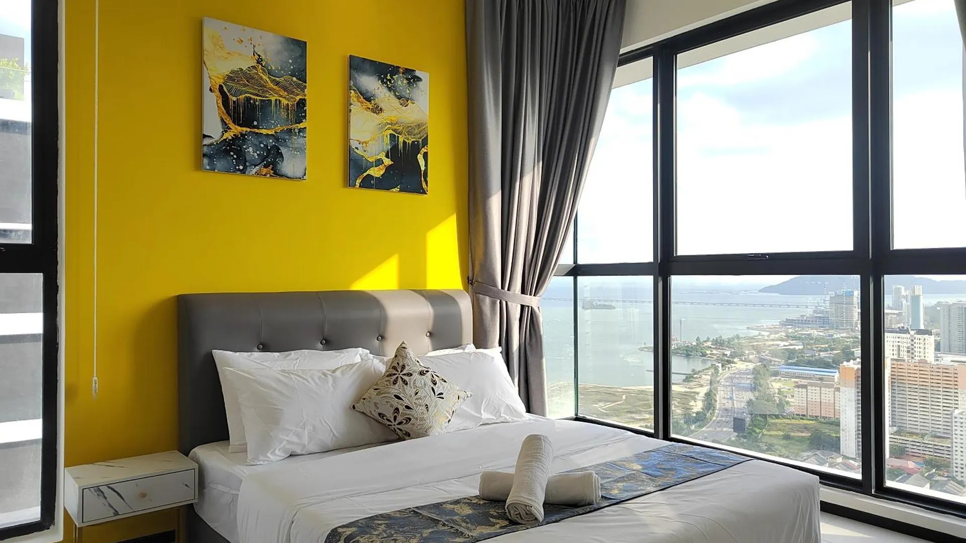 Seaview Infinity Pool , 40Th , 9Pax, 3Rooms 2Carpark Jelutong